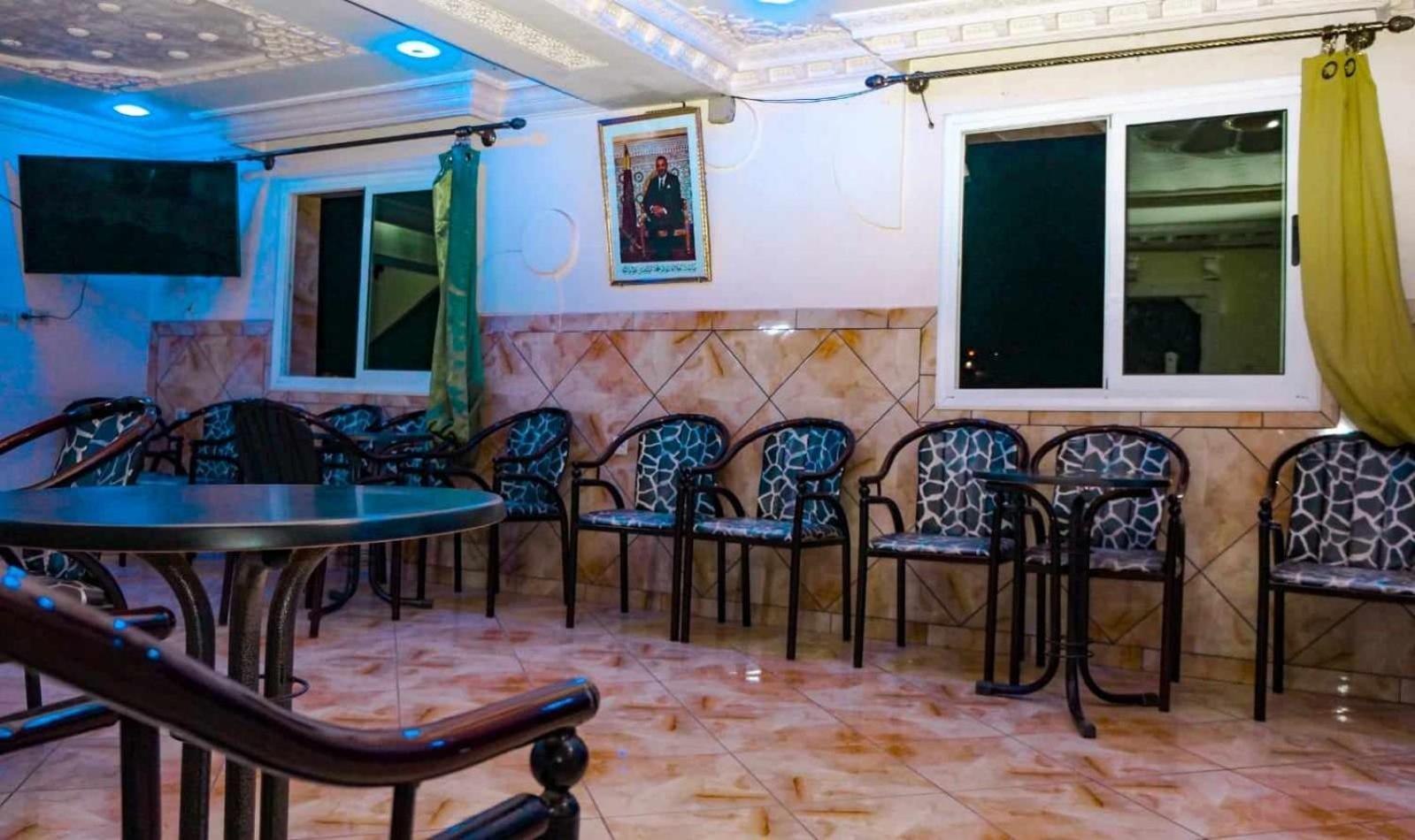 Hotel Ain Leuh Εξωτερικό φωτογραφία